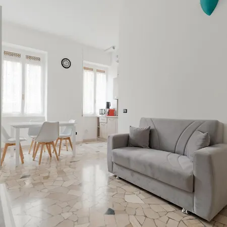 Guesthost - Cozy Varesina Area *